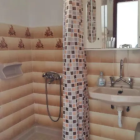 Nyaraló Hellmann Afión